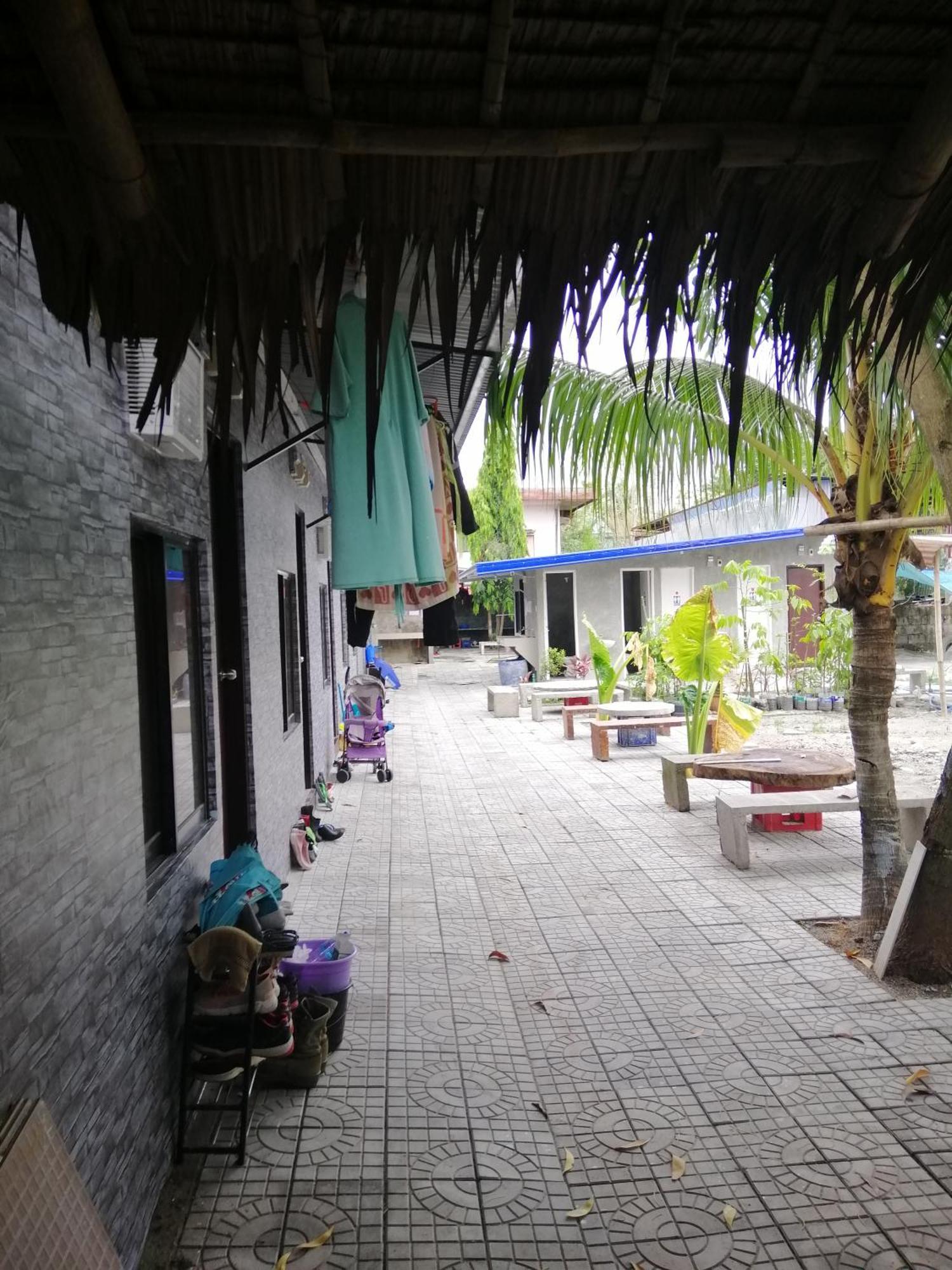 Katrina'S Dorm Hostel Tarlac City Exterior foto